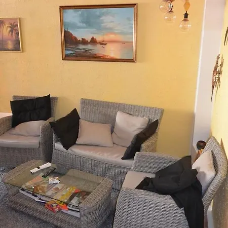 6 Pers, 2 Chambres, 2 Salon, 2 Sdb, Terrasse, Proche Commerce Et Plage, Piscine + Tennis + Garage - Ref Marno170 Agde
