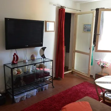 6 Pers, 2 Chambres, 2 Salon, 2 Sdb, Terrasse, Proche Commerce Et Plage, Piscine + Tennis + Garage - Ref Marno170