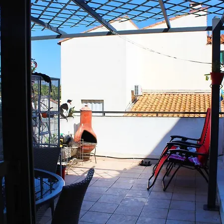 6 Pers, 2 Chambres, 2 Salon, 2 Sdb, Terrasse, Proche Commerce Et Plage, Piscine + Tennis + Garage - Ref Marno170 Agde