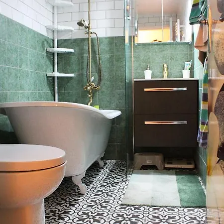 Apartmán 6 Pers, 2 Chambres, 2 Salon, 2 Sdb, Terrasse, Proche Commerce Et Plage, Piscine + Tennis + Garage - Ref Marno170